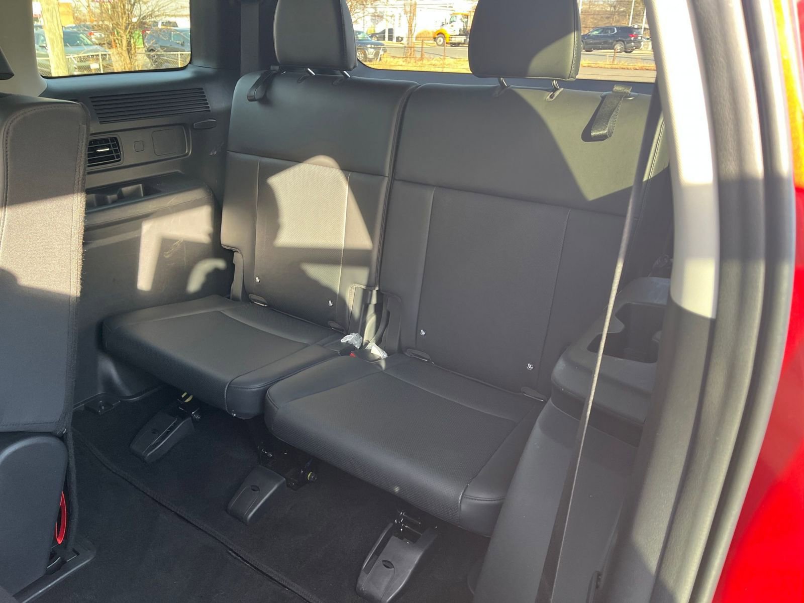 Thumbnail: 2025 Hyundai Santa Fe - 31