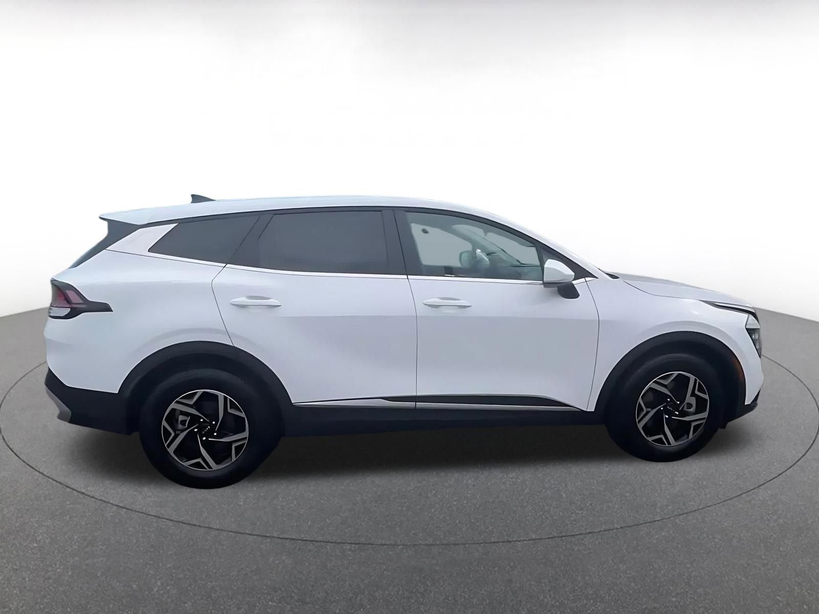 Thumbnail: 2025 Kia Sportage - 16