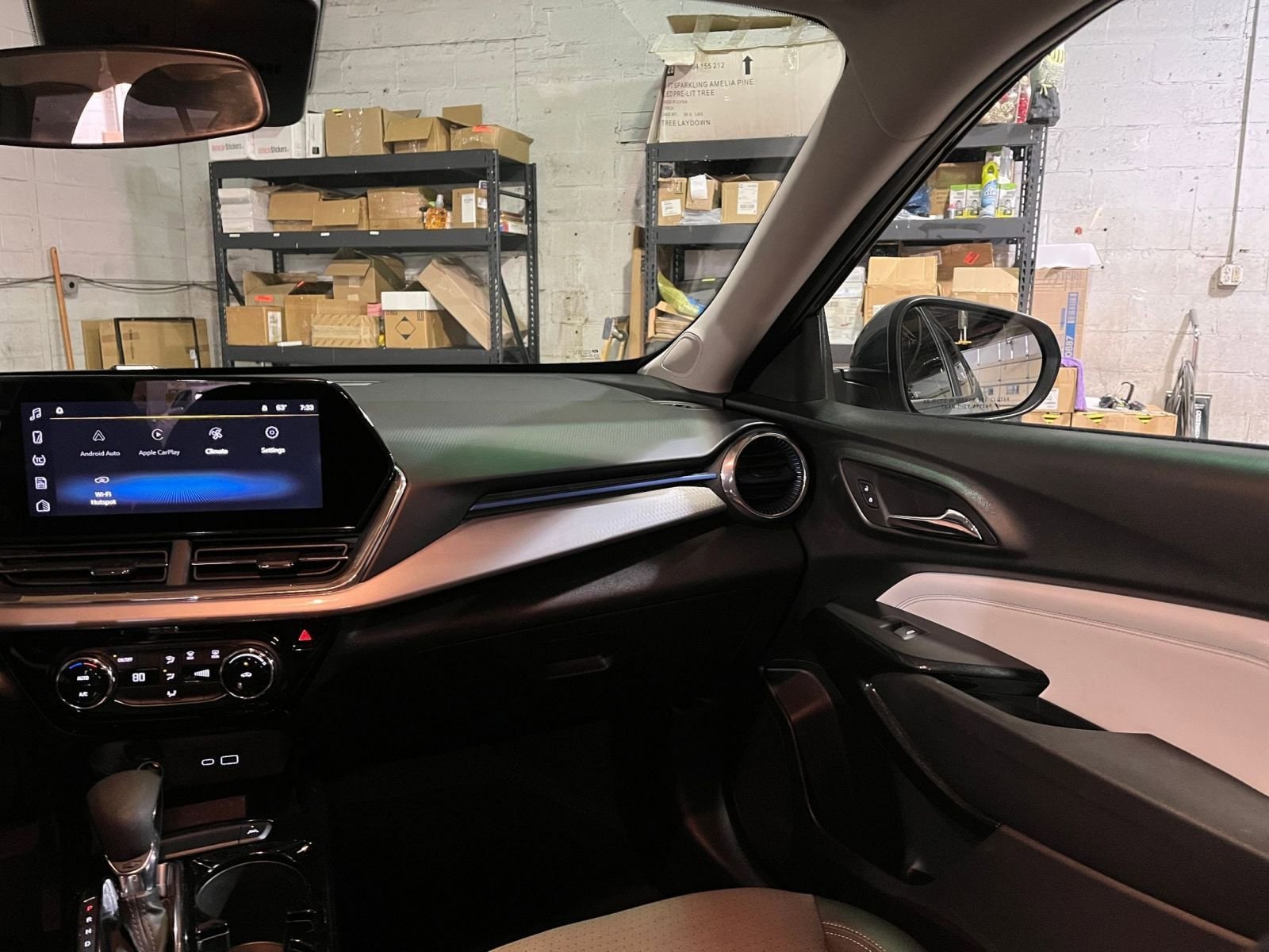 Thumbnail: 2025 Chevrolet Trax - 34