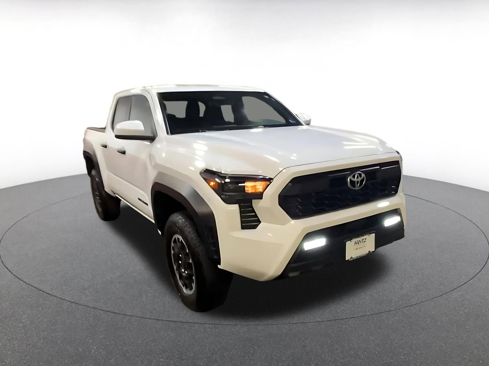 Thumbnail: 2025 Toyota Tacoma - 3