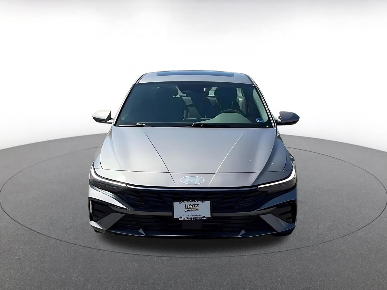 Thumbnail: 2025 Hyundai Elantra - 4