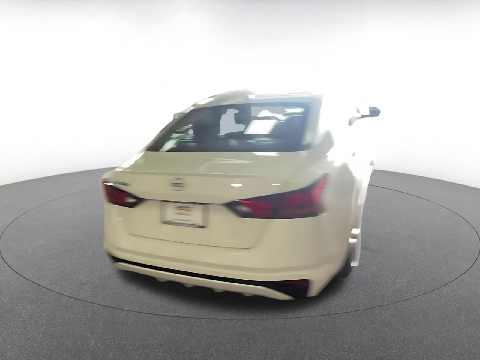 Thumbnail: 2025 Nissan Altima - 14