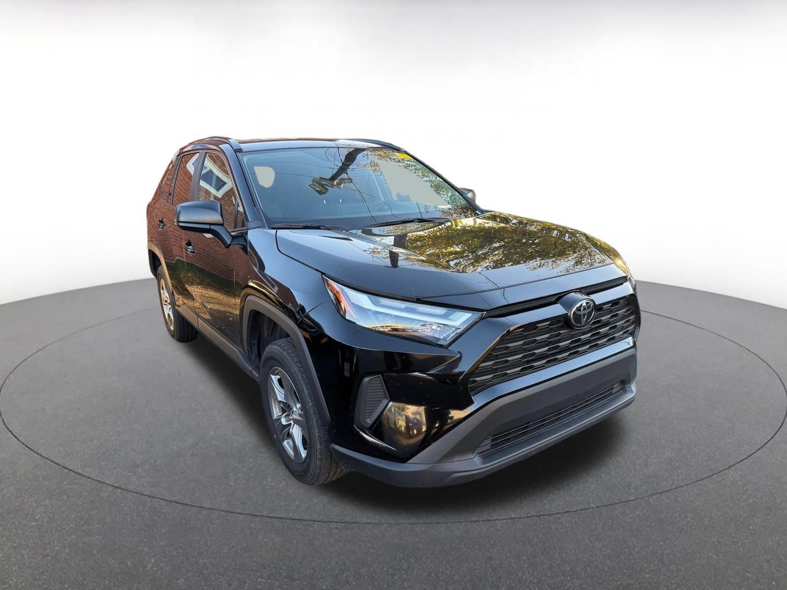 Thumbnail: 2025 Toyota RAV4 - 1