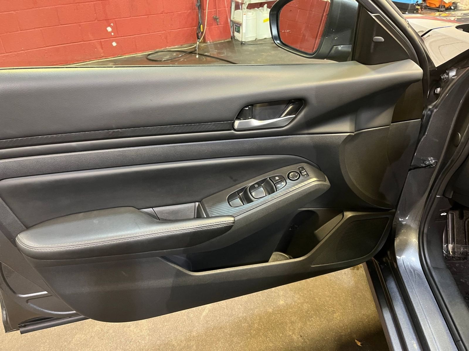 Thumbnail: 2025 Nissan Altima - 18