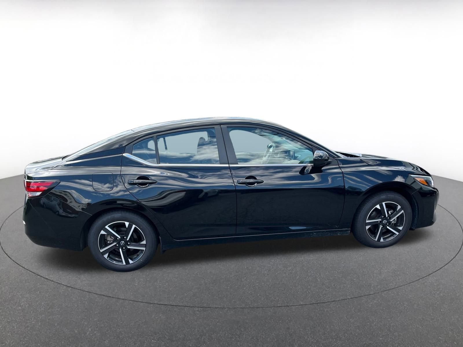 Thumbnail: 2024 Nissan Sentra - 8