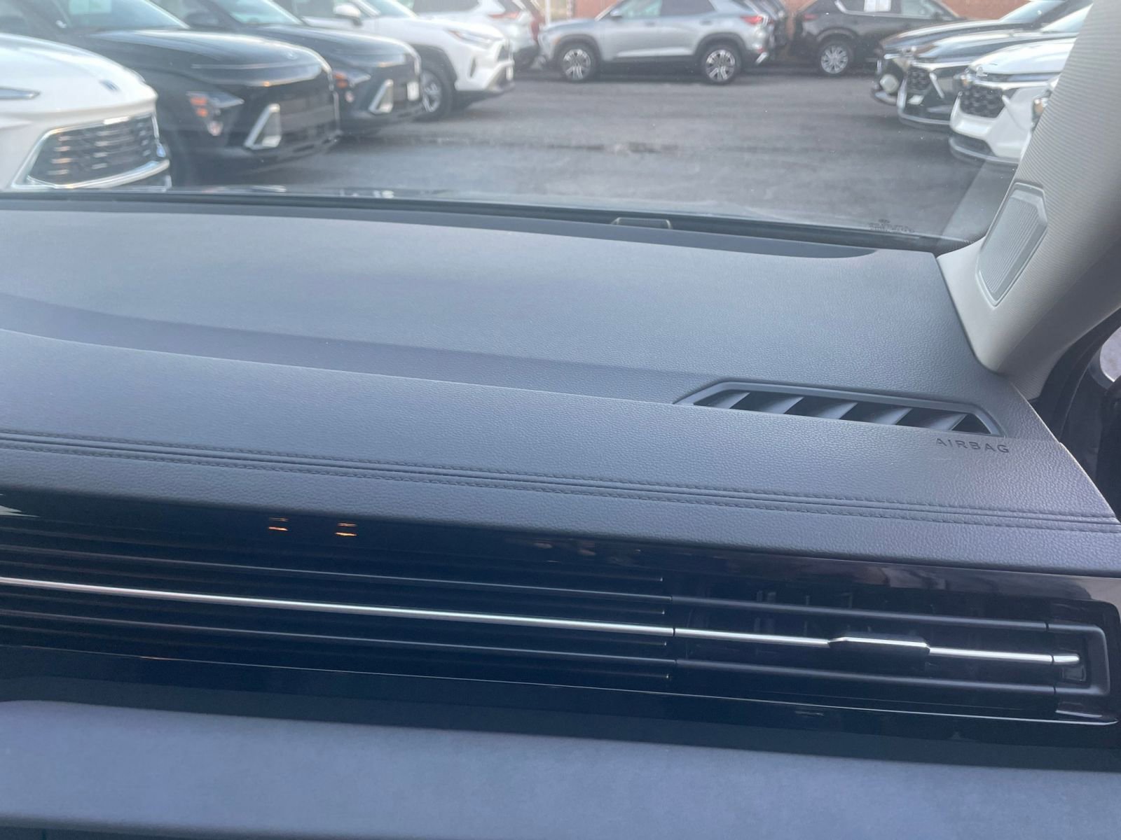 Thumbnail: 2025 Volkswagen Jetta - 35