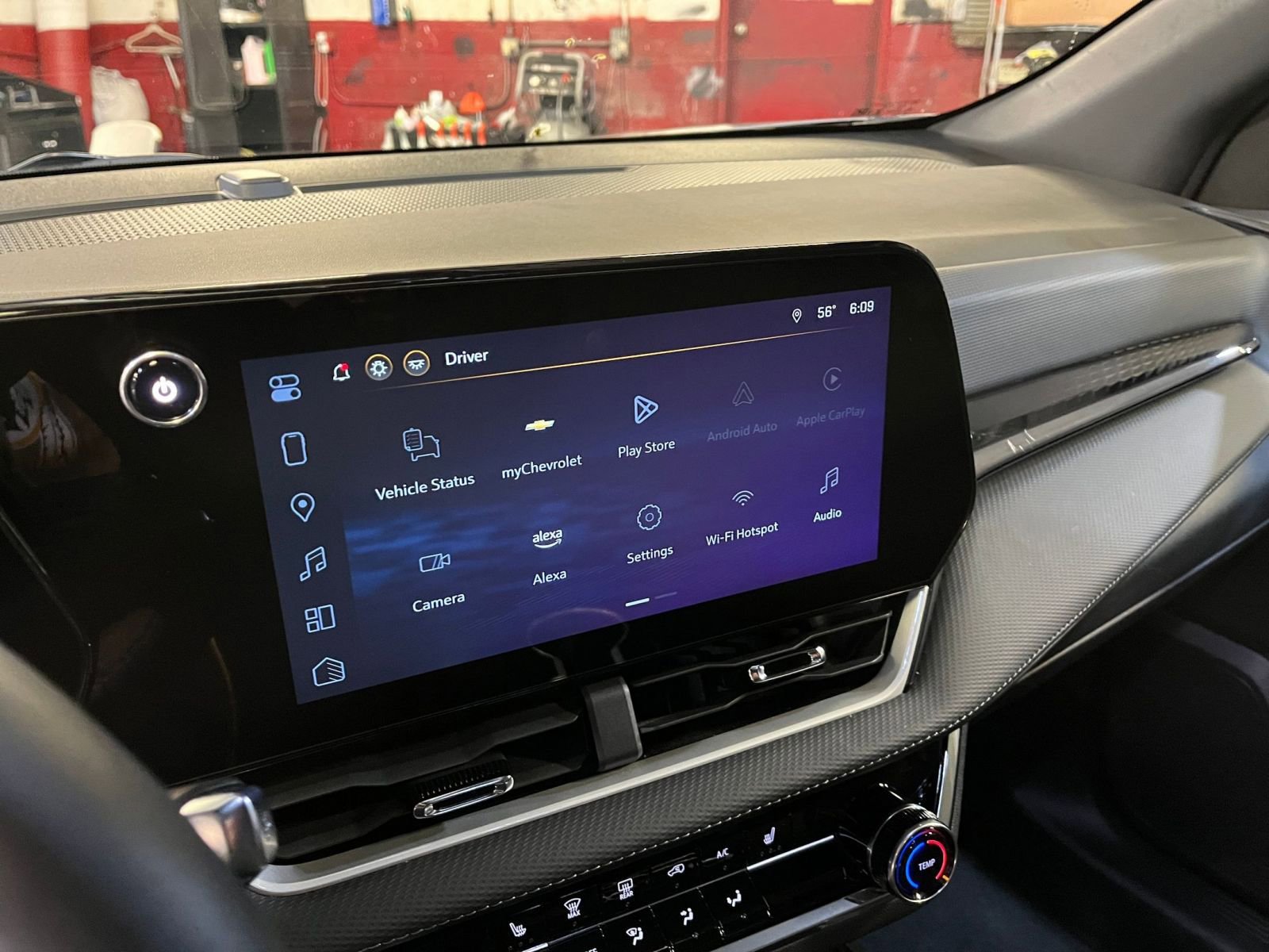 Thumbnail: 2025 Chevrolet Equinox - 21