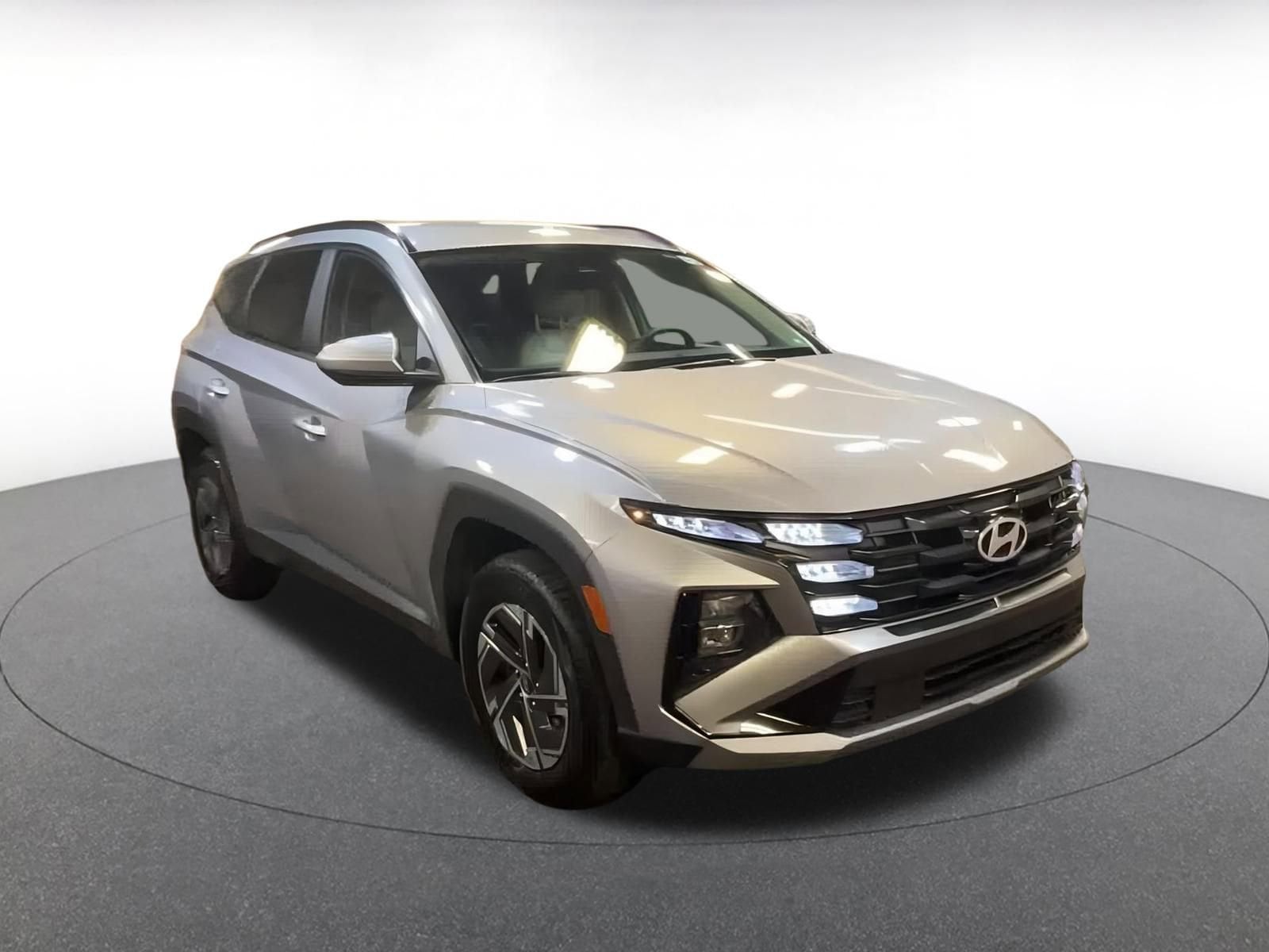 Thumbnail: 2025 Hyundai Tucson - 3