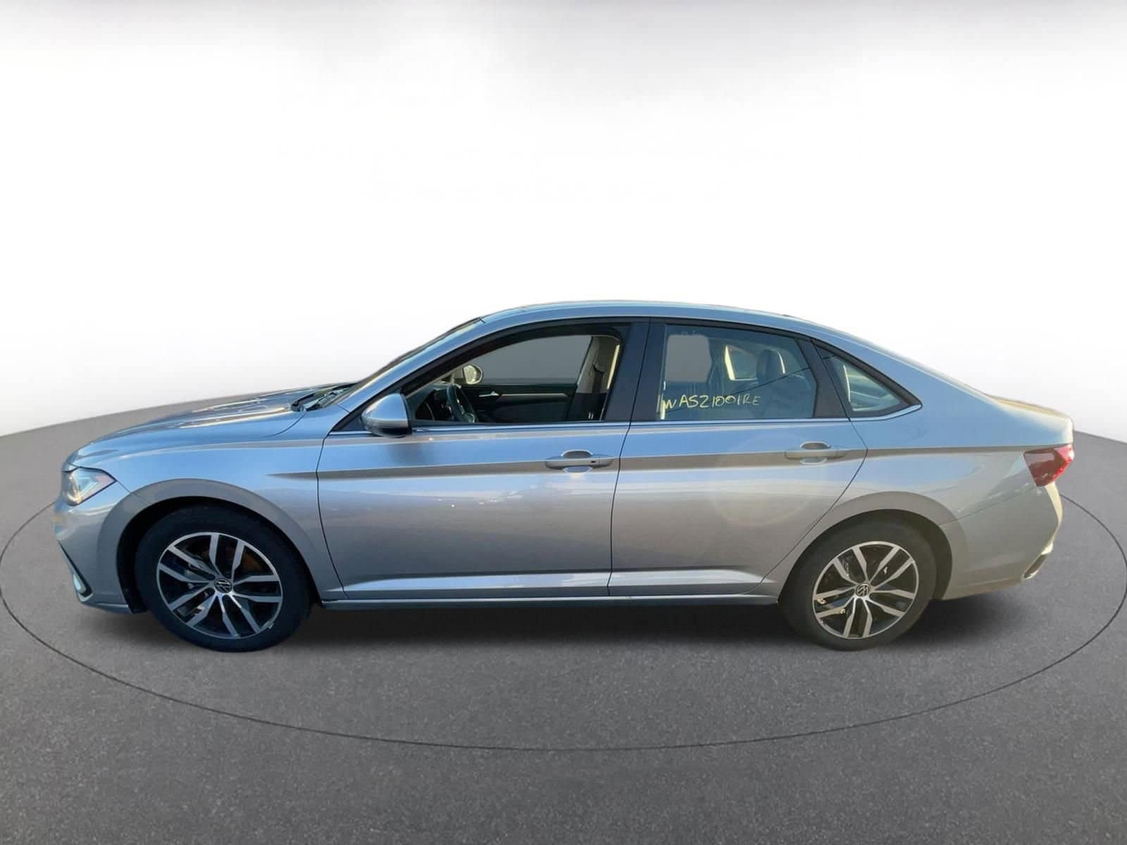 Thumbnail: 2025 Volkswagen Jetta - 4