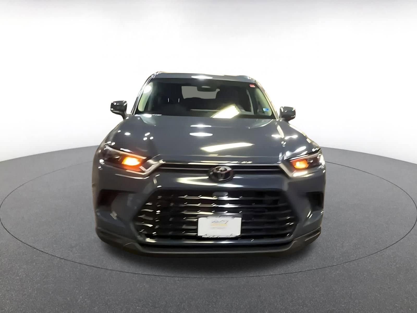 Thumbnail: 2025 Toyota Grand Highlander - 4