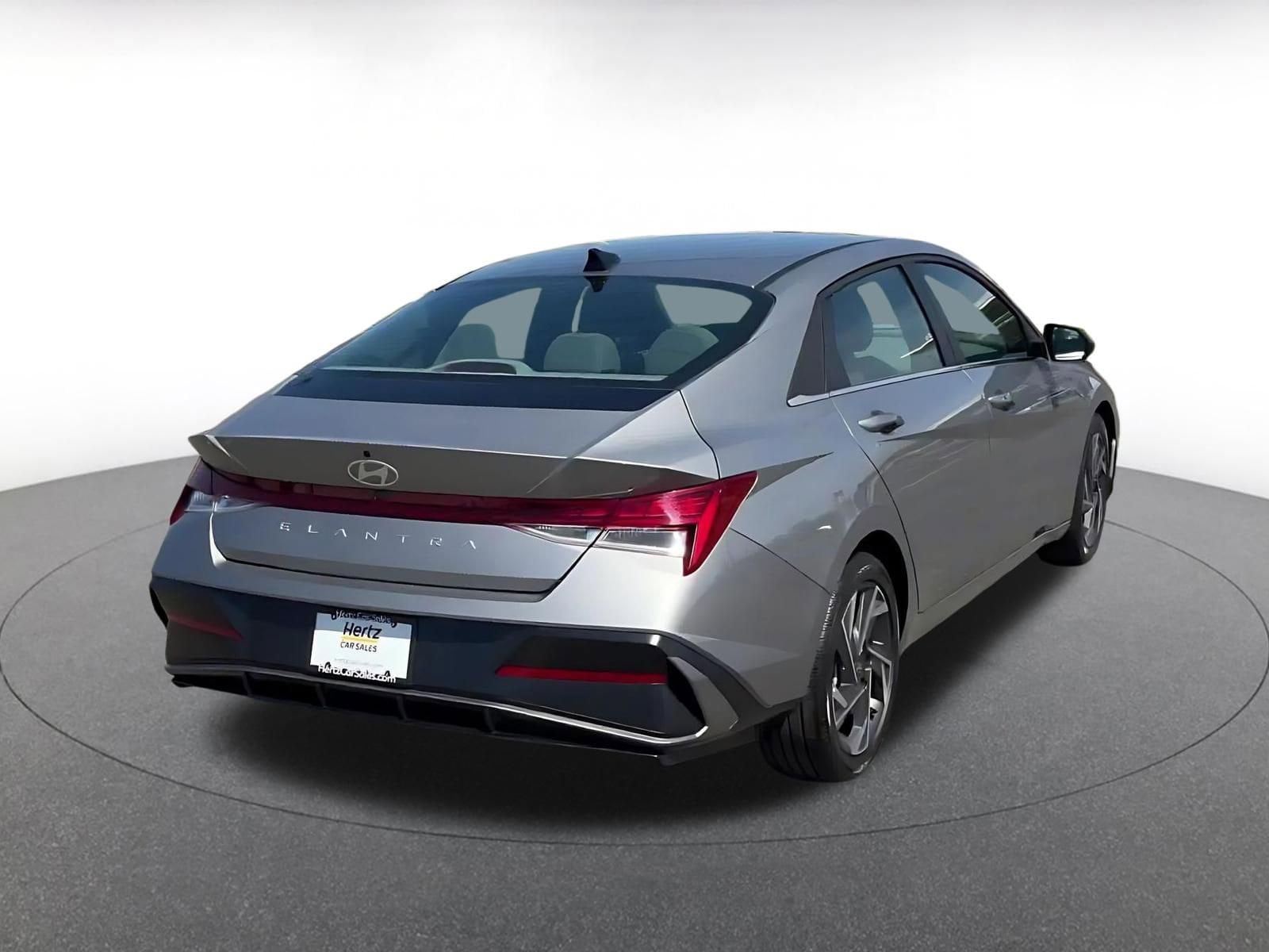 Thumbnail: 2025 Hyundai Elantra - 14