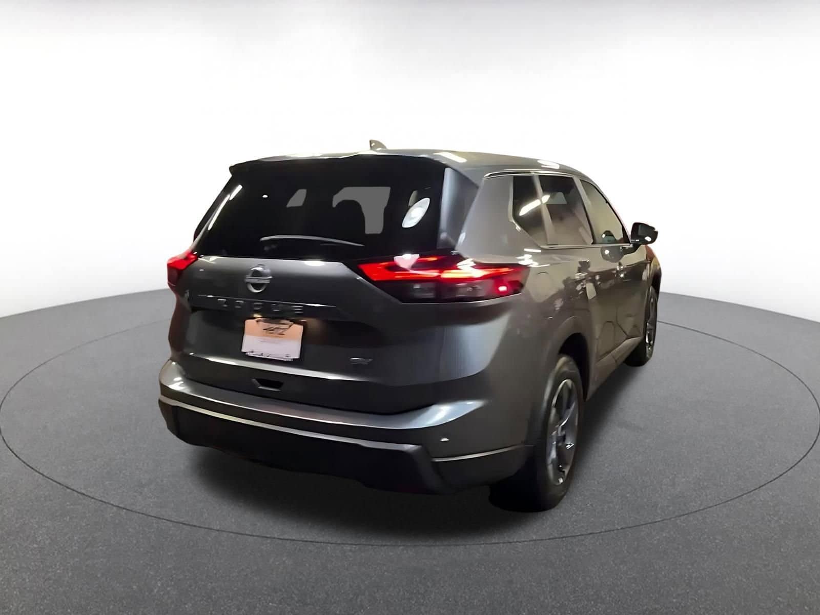 Thumbnail: 2024 Nissan Rogue - 14