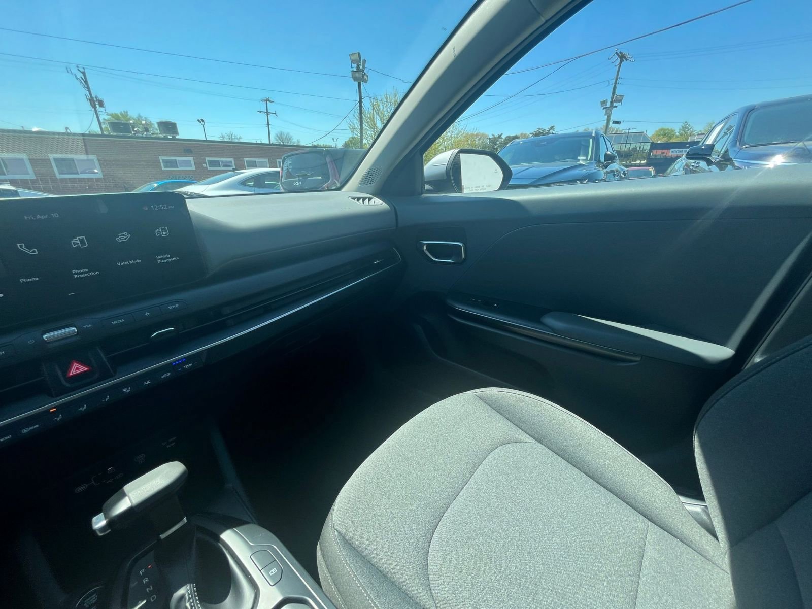 Thumbnail: 2025 Kia K4 - 33