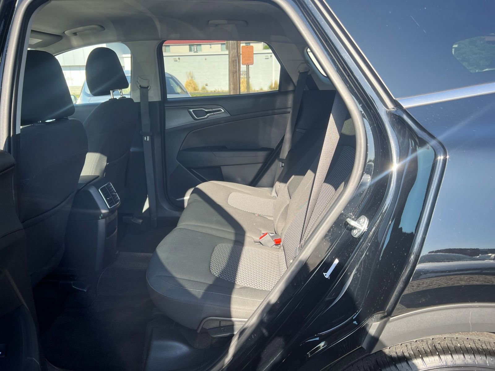 Thumbnail: 2025 Kia Sportage - 24