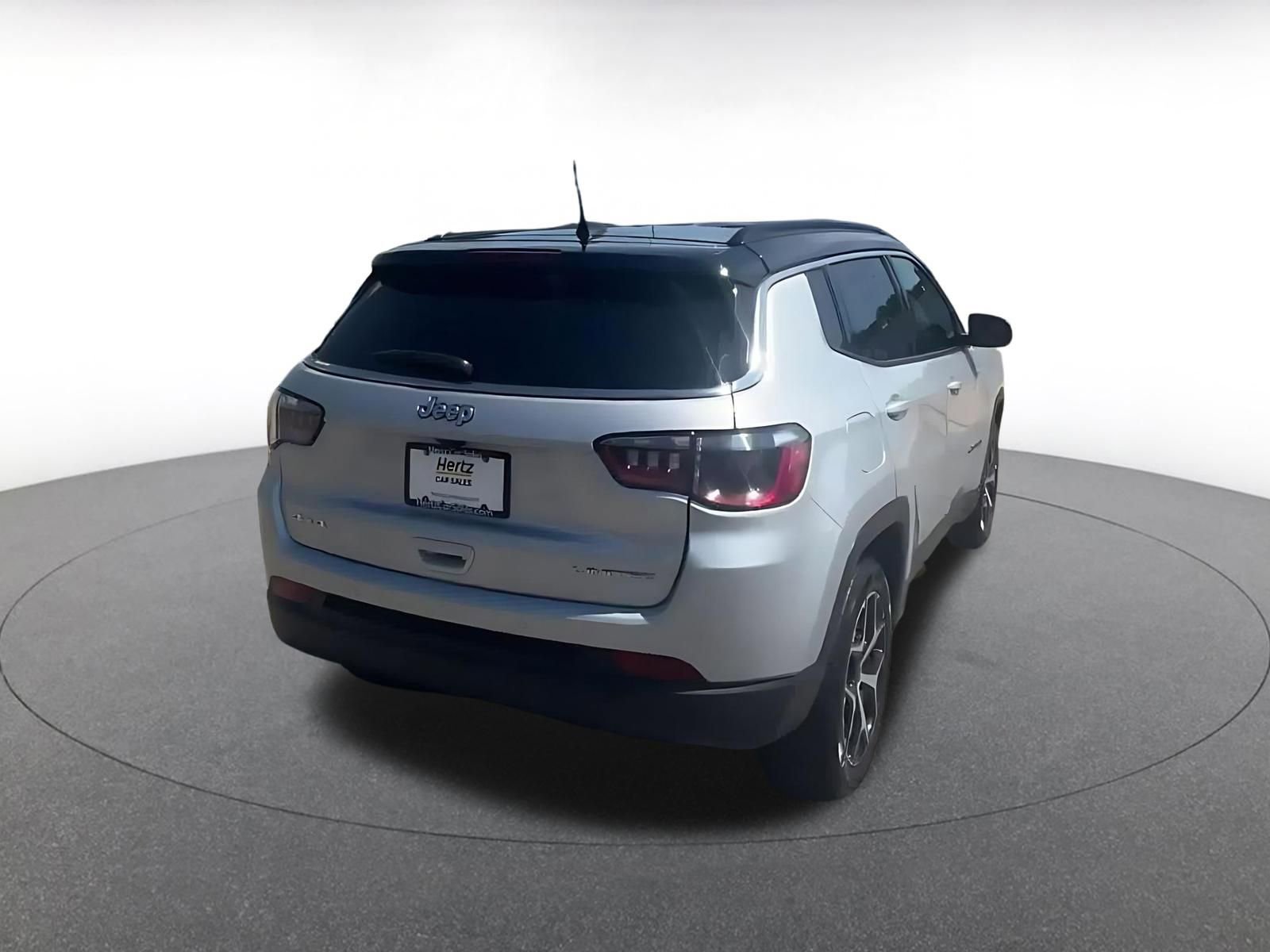 Thumbnail: 2025 Jeep Compass - 14