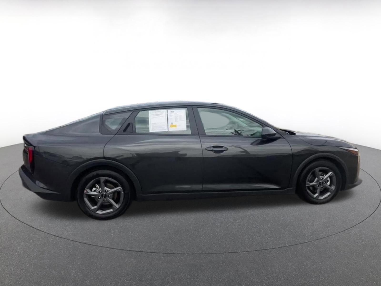 Thumbnail: 2025 Kia K4 - 16