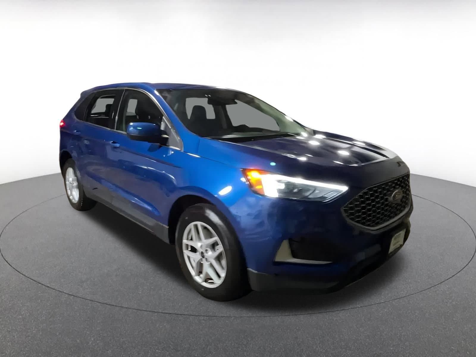 Thumbnail: 2024 Ford Edge - 3