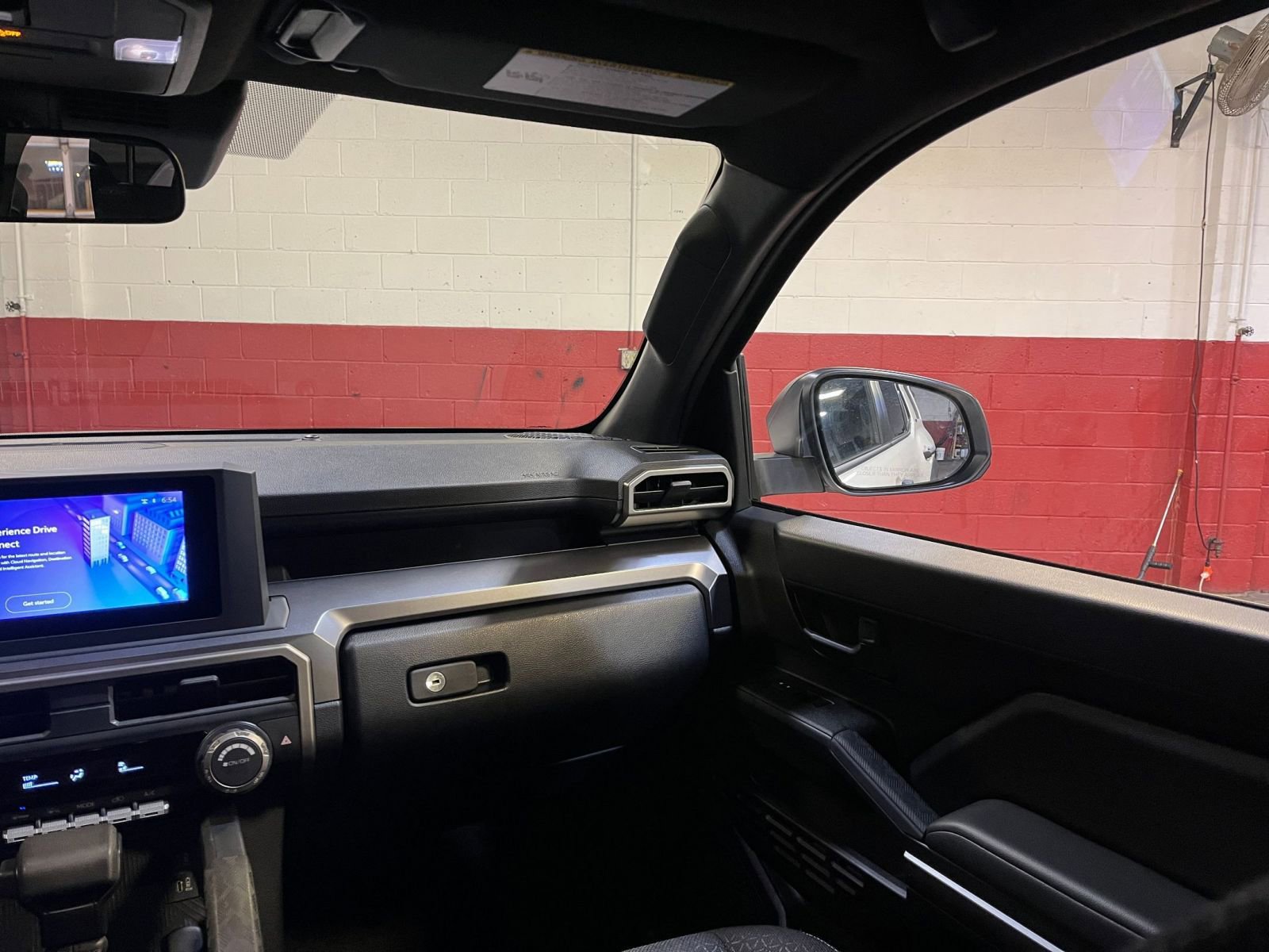 Thumbnail: 2025 Toyota 4Runner - 34