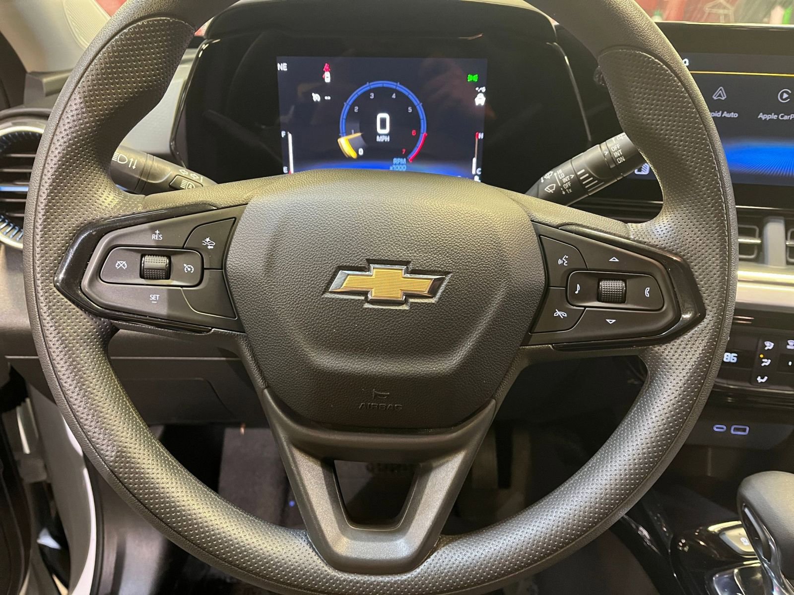 Thumbnail: 2025 Chevrolet Trax - 27