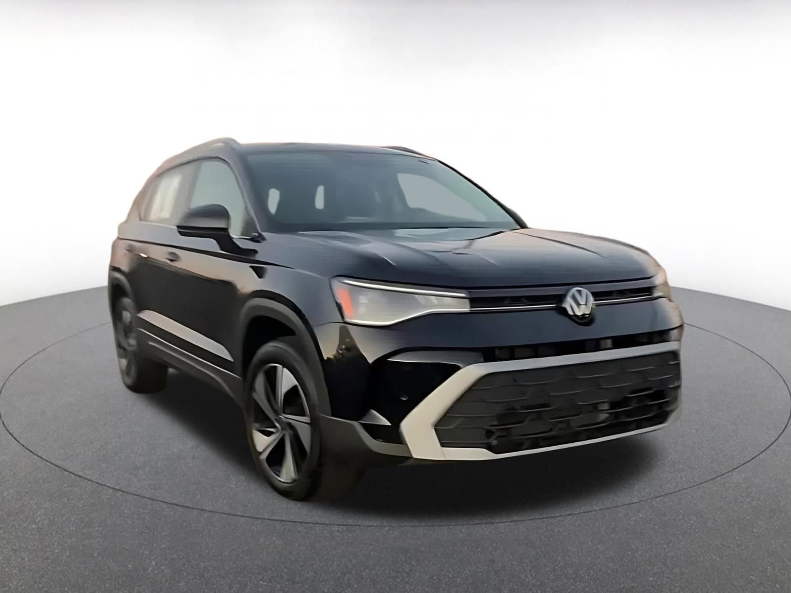 Thumbnail: 2025 Volkswagen Taos - 3