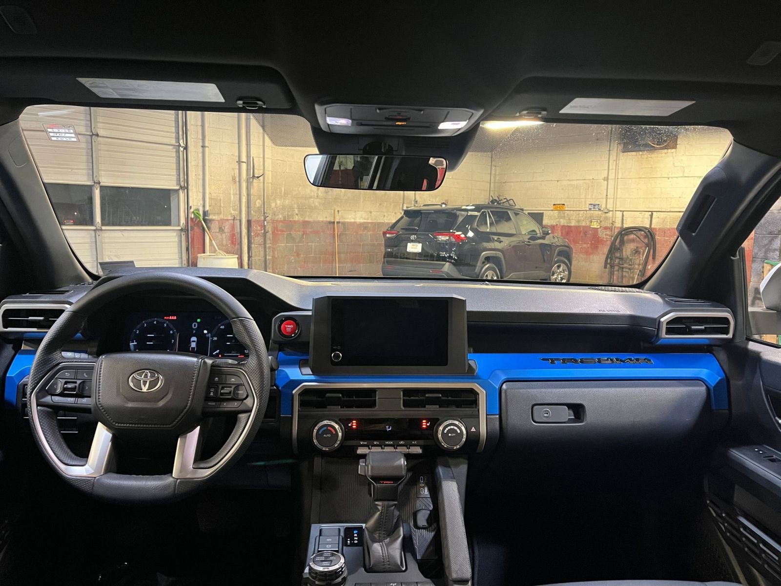 Thumbnail: 2025 Toyota Tacoma - 34