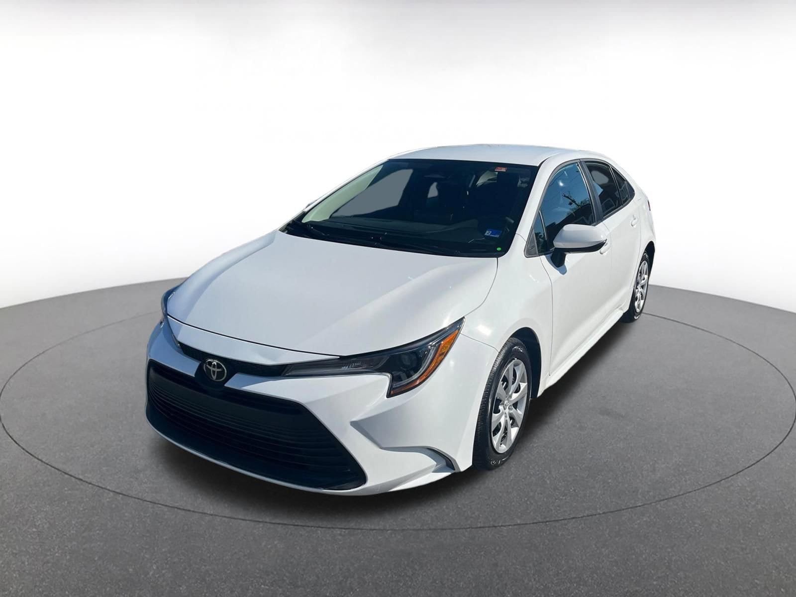 Thumbnail: 2025 Toyota Corolla - 3