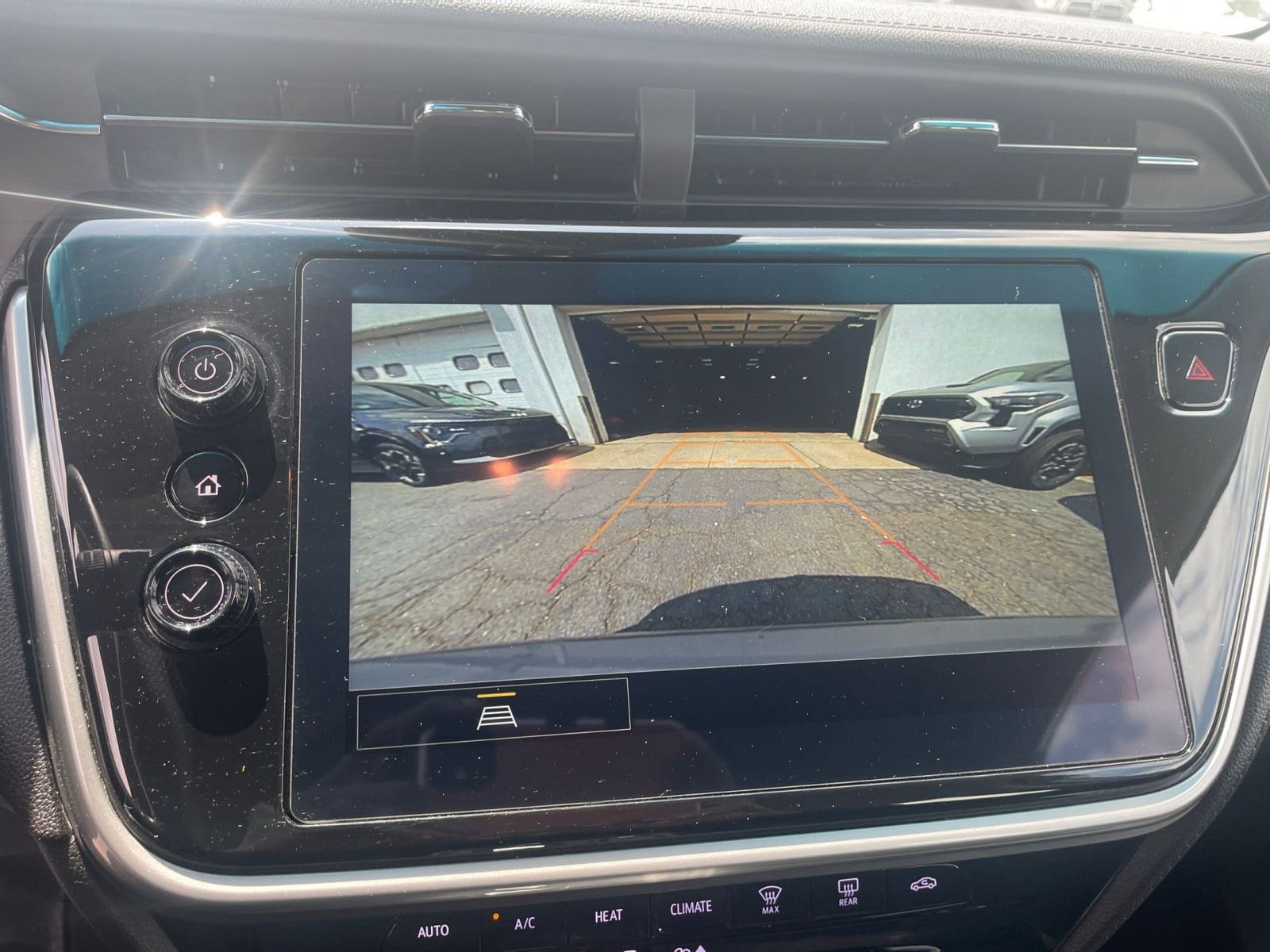 Thumbnail: 2023 Chevrolet Bolt EV - 17