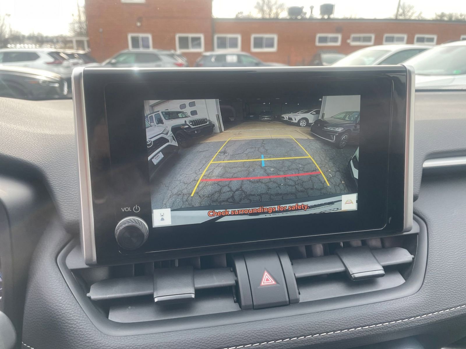 Thumbnail: 2025 Toyota RAV4 - 17