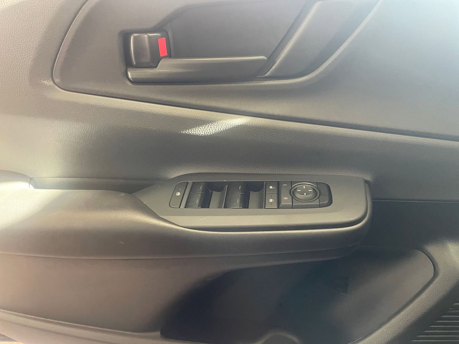 Thumbnail: 2025 Toyota Prius - 20