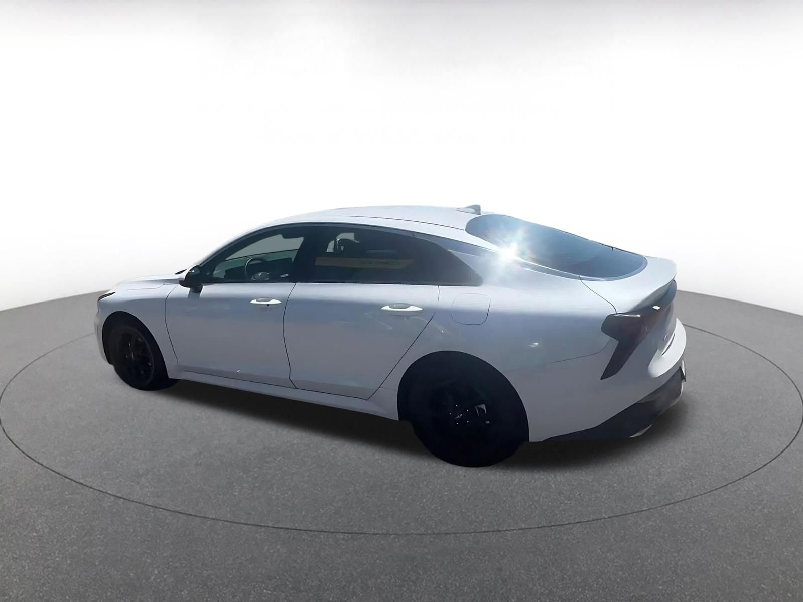 Thumbnail: 2025 Kia K5 - 11