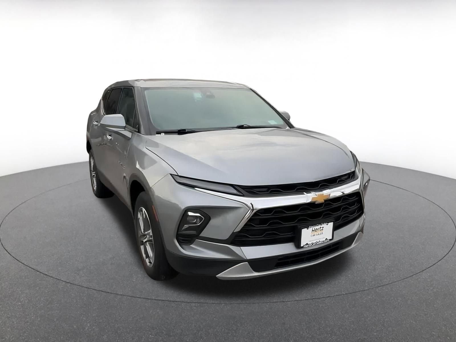 Thumbnail: 2023 Chevrolet Blazer - 3