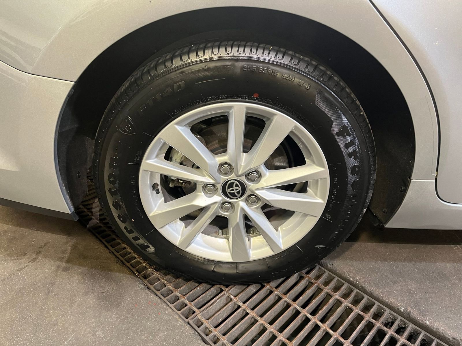 Thumbnail: 2025 Toyota Camry - 29