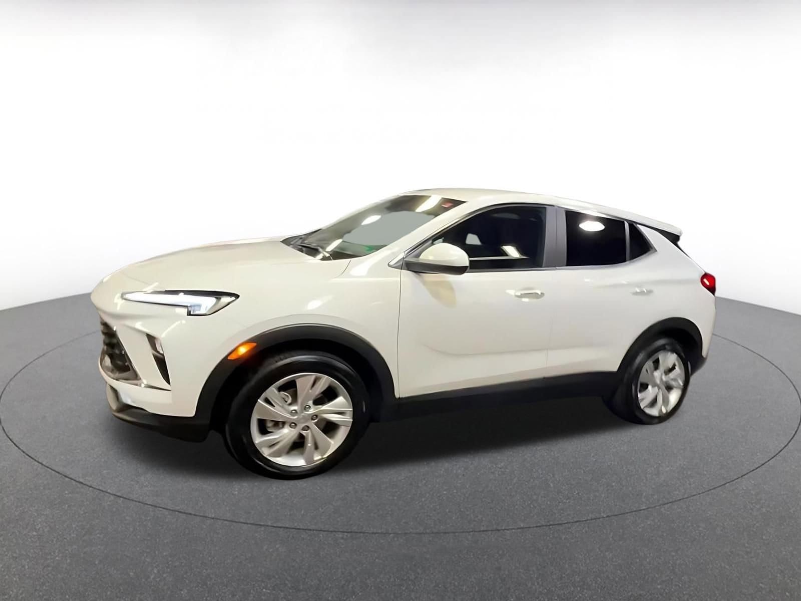 Thumbnail: 2025 Buick Encore GX - 8