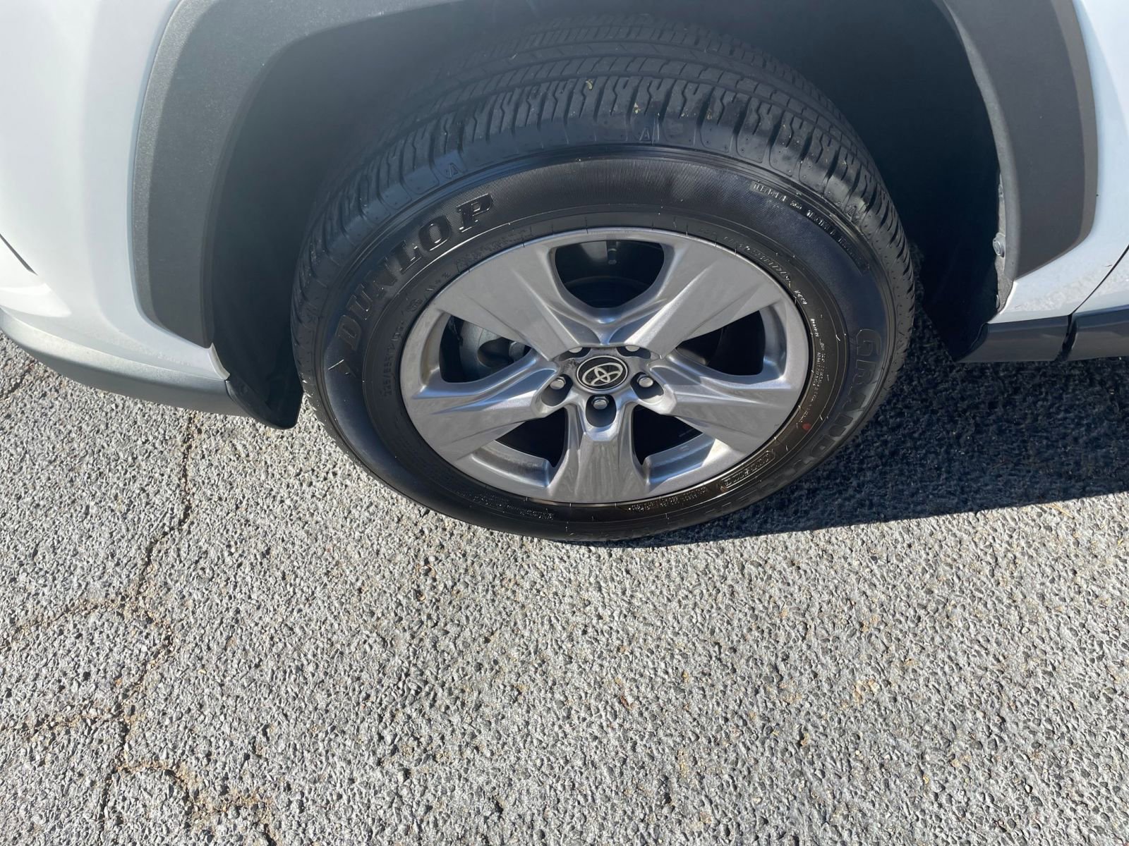 Thumbnail: 2025 Toyota RAV4 - 30