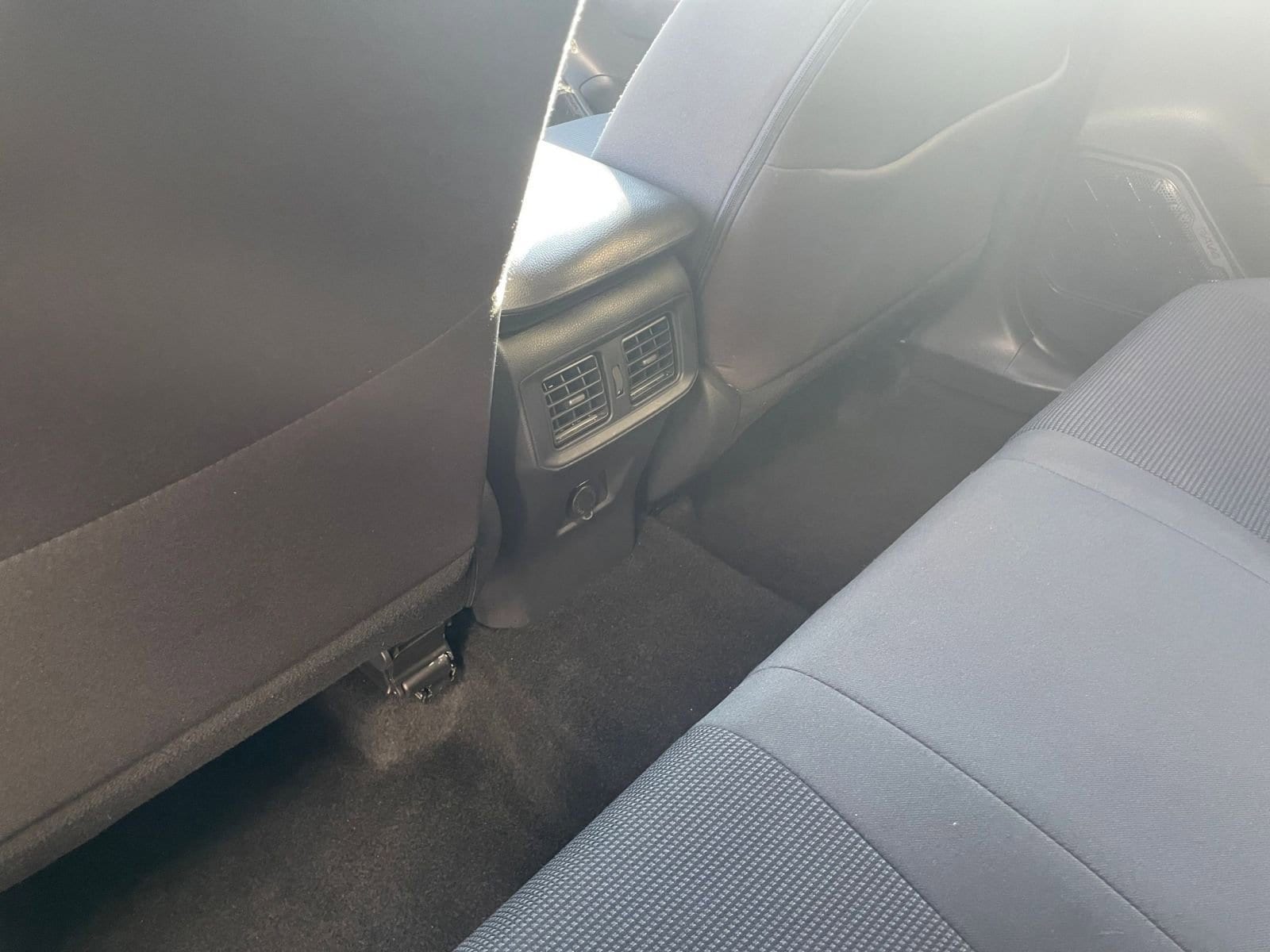 Thumbnail: 2025 Toyota RAV4 - 24