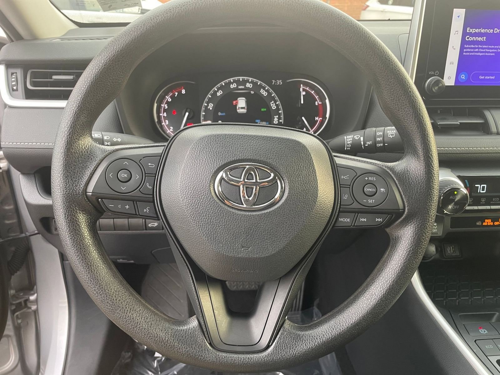 Thumbnail: 2024 Toyota RAV4 - 28