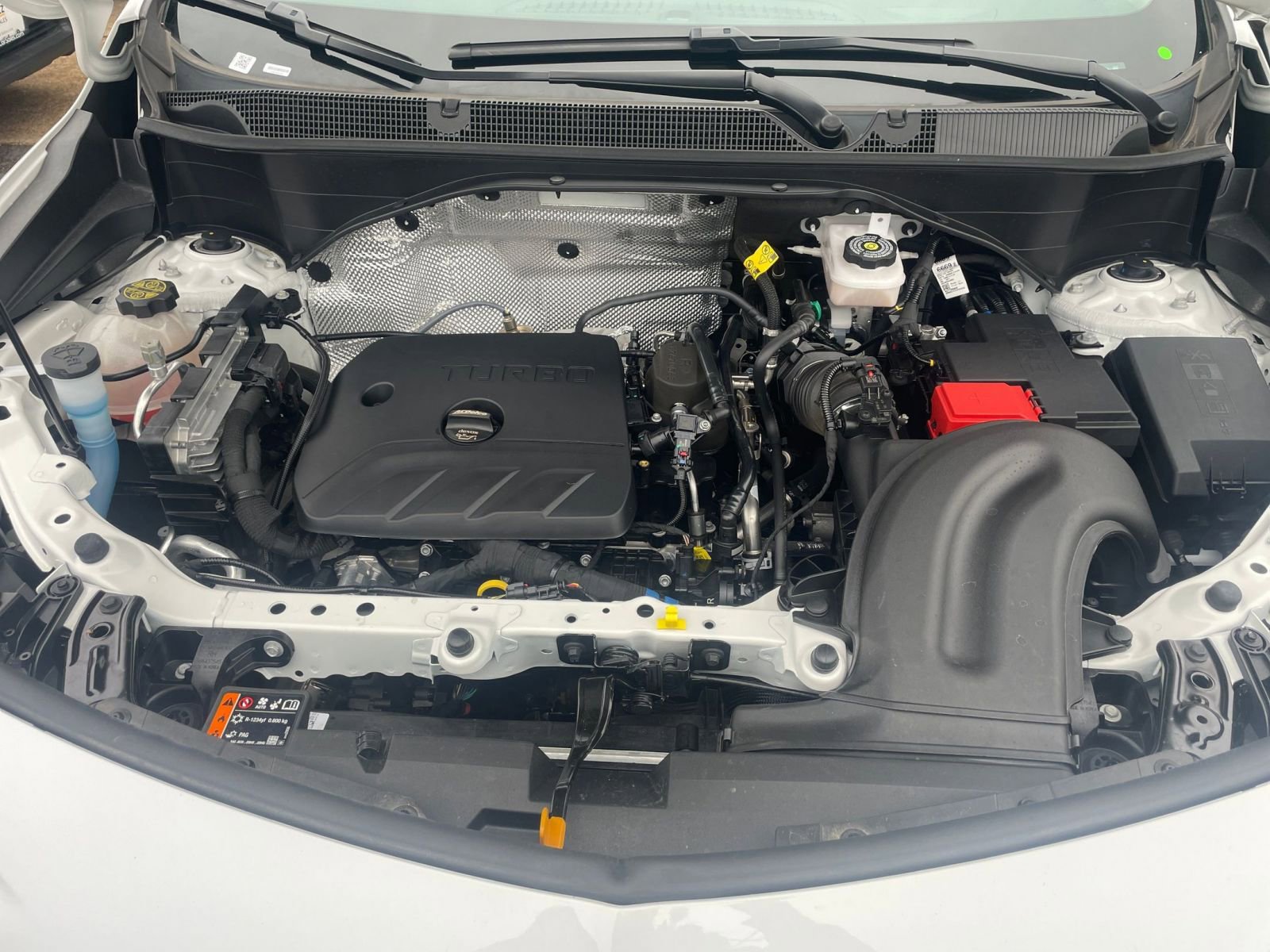 Thumbnail: 2025 Buick Encore GX - 32