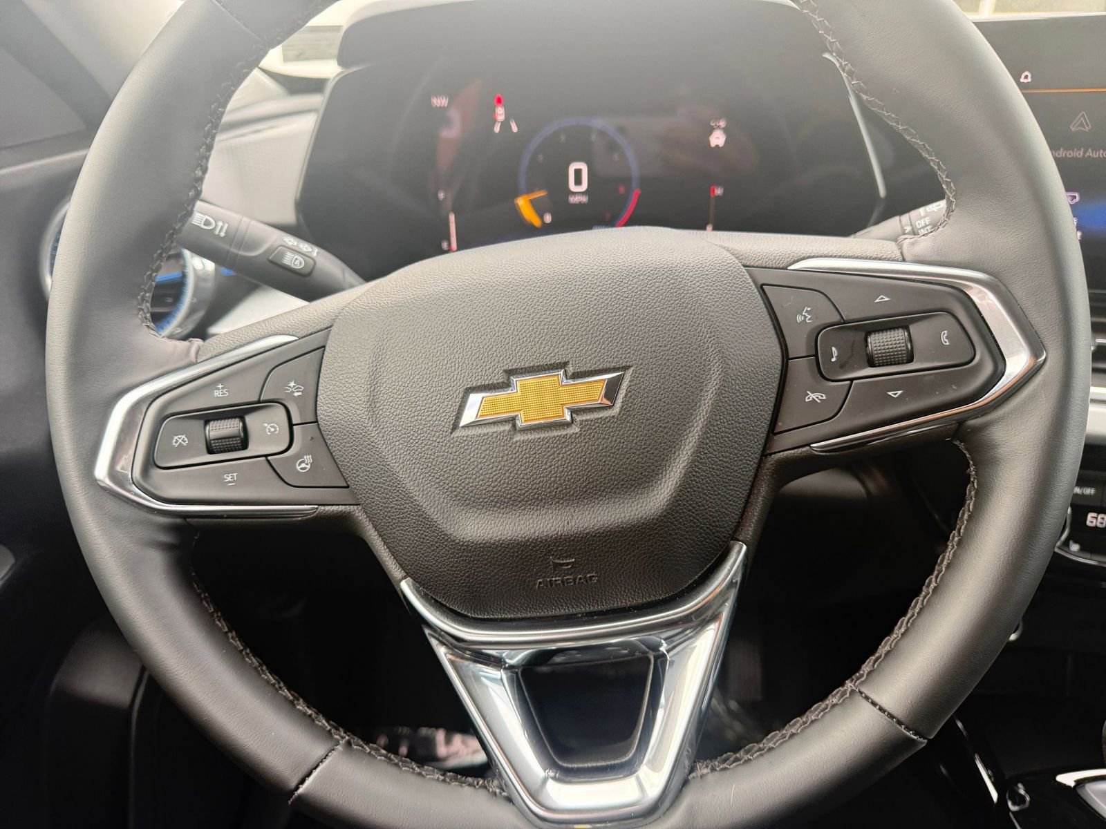 Thumbnail: 2025 Chevrolet Trax - 27