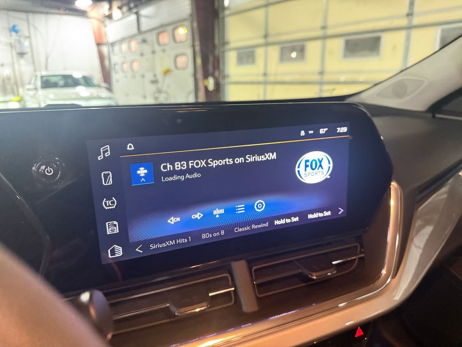 Thumbnail: 2025 Chevrolet Trax - 21