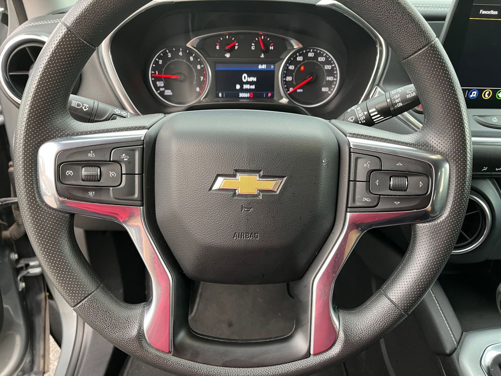 Thumbnail: 2023 Chevrolet Blazer - 28