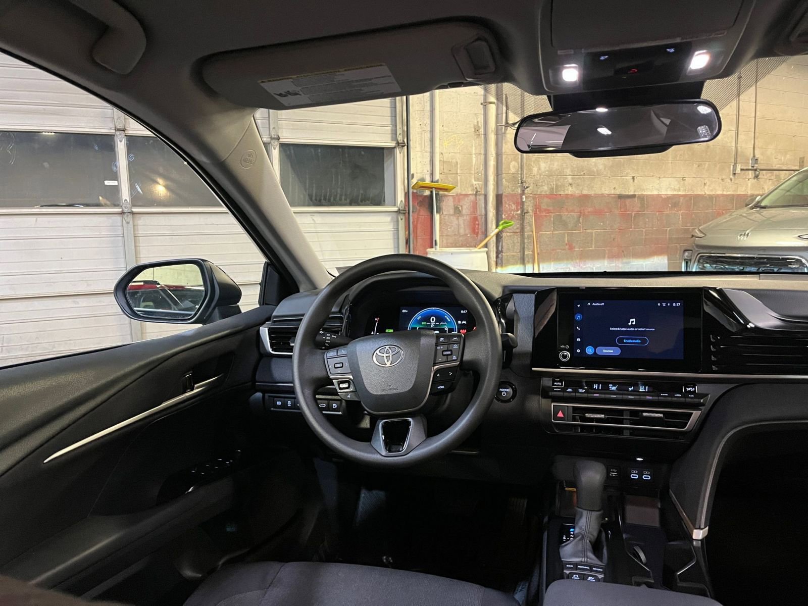 Thumbnail: 2025 Toyota Camry - 33