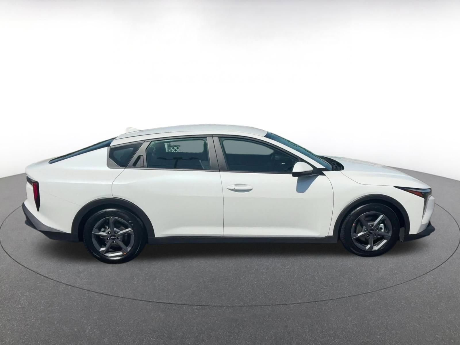 Thumbnail: 2025 Kia K4 - 16