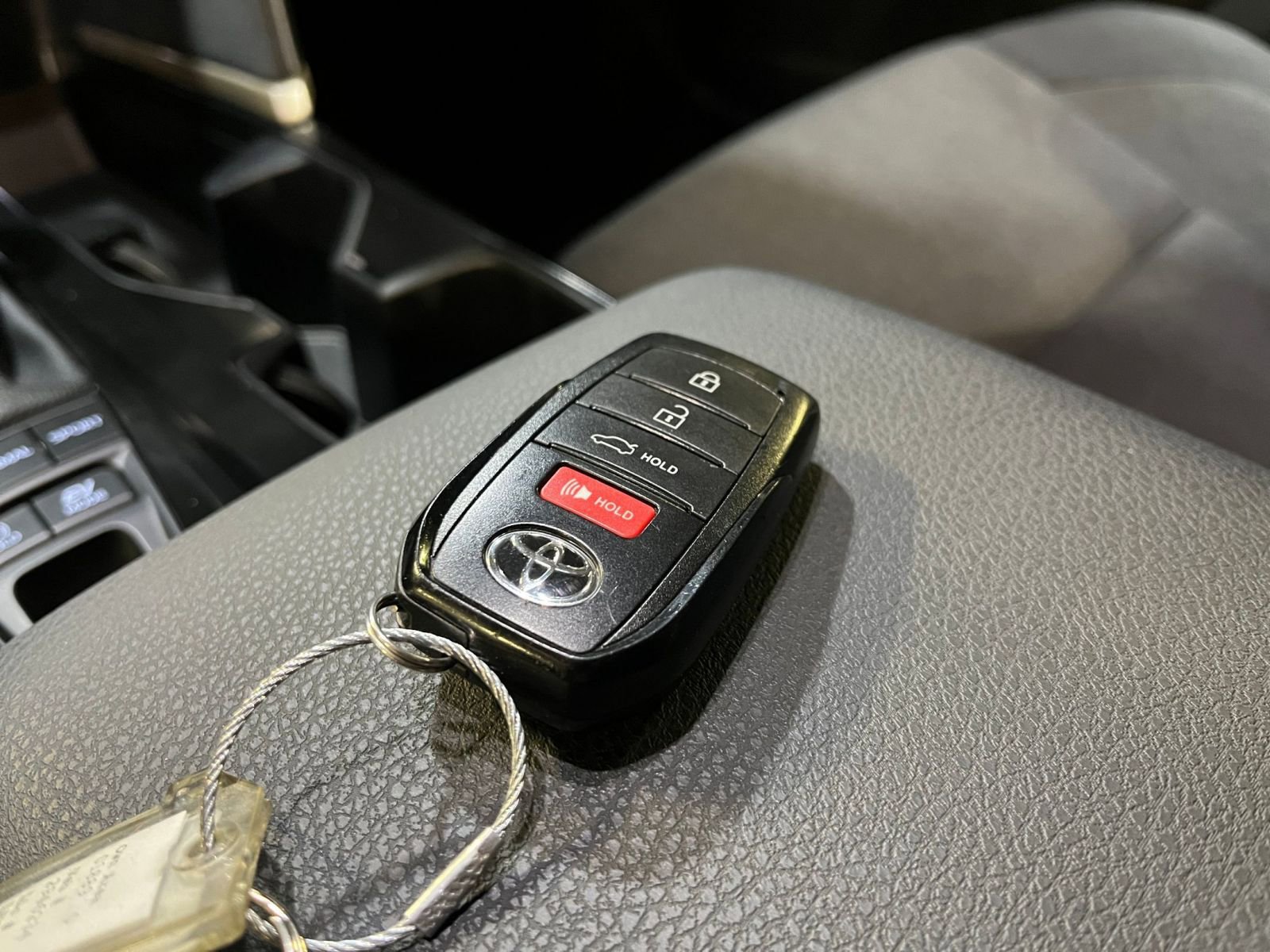 Thumbnail: 2025 Toyota Camry - 22