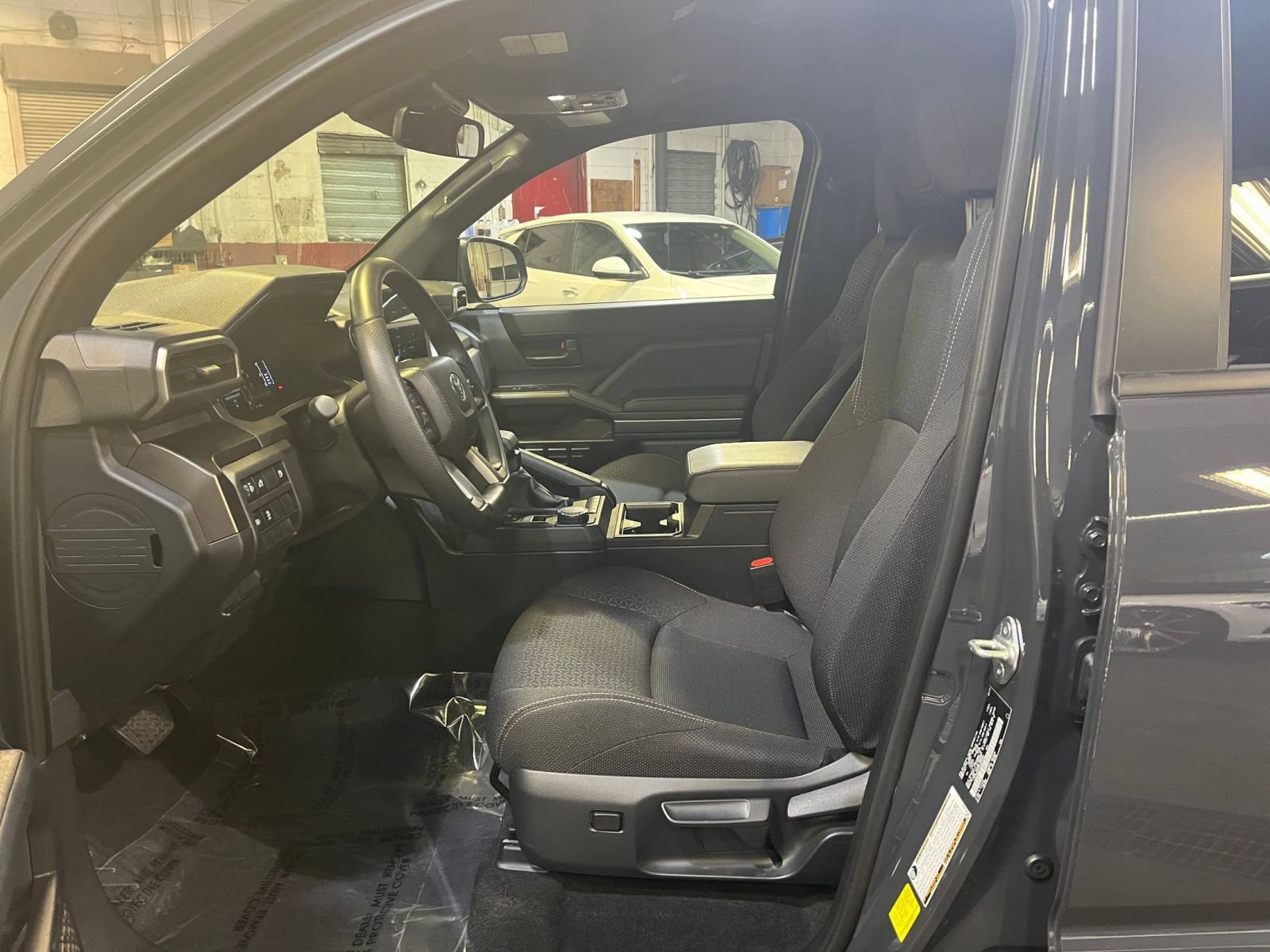 Thumbnail: 2025 Toyota 4Runner - 25