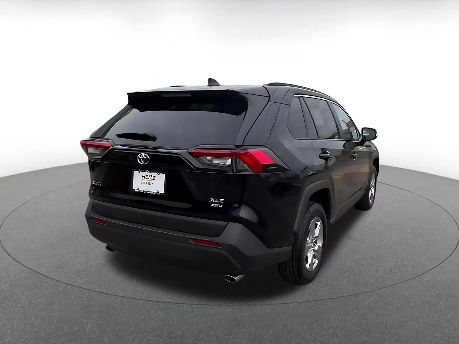 Thumbnail: 2025 Toyota RAV4 - 15