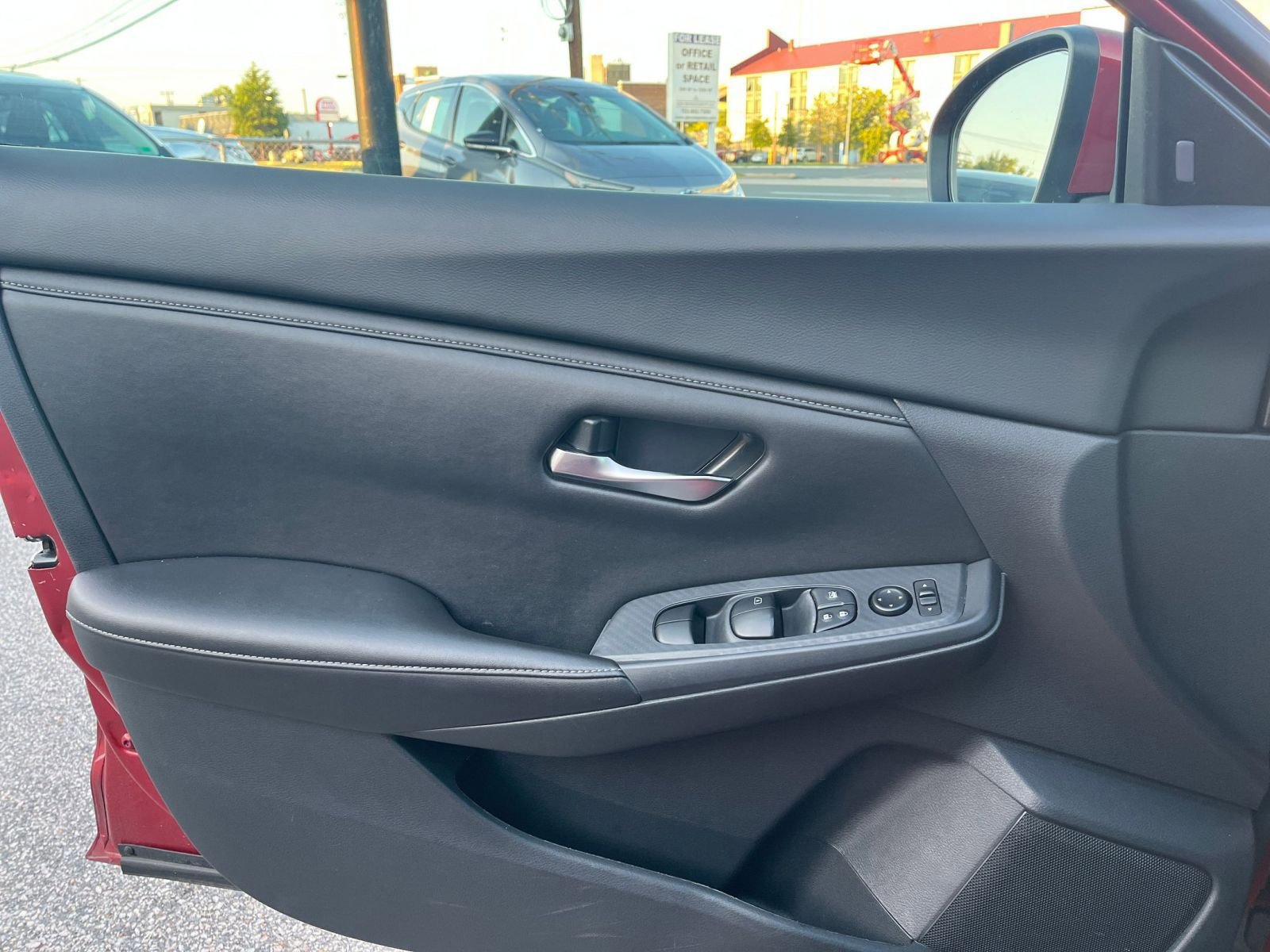 Thumbnail: 2024 Nissan Sentra - 20