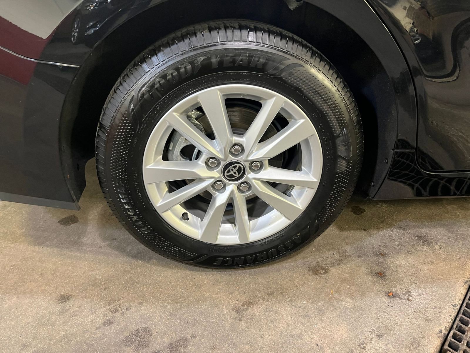 Thumbnail: 2025 Toyota Camry - 29