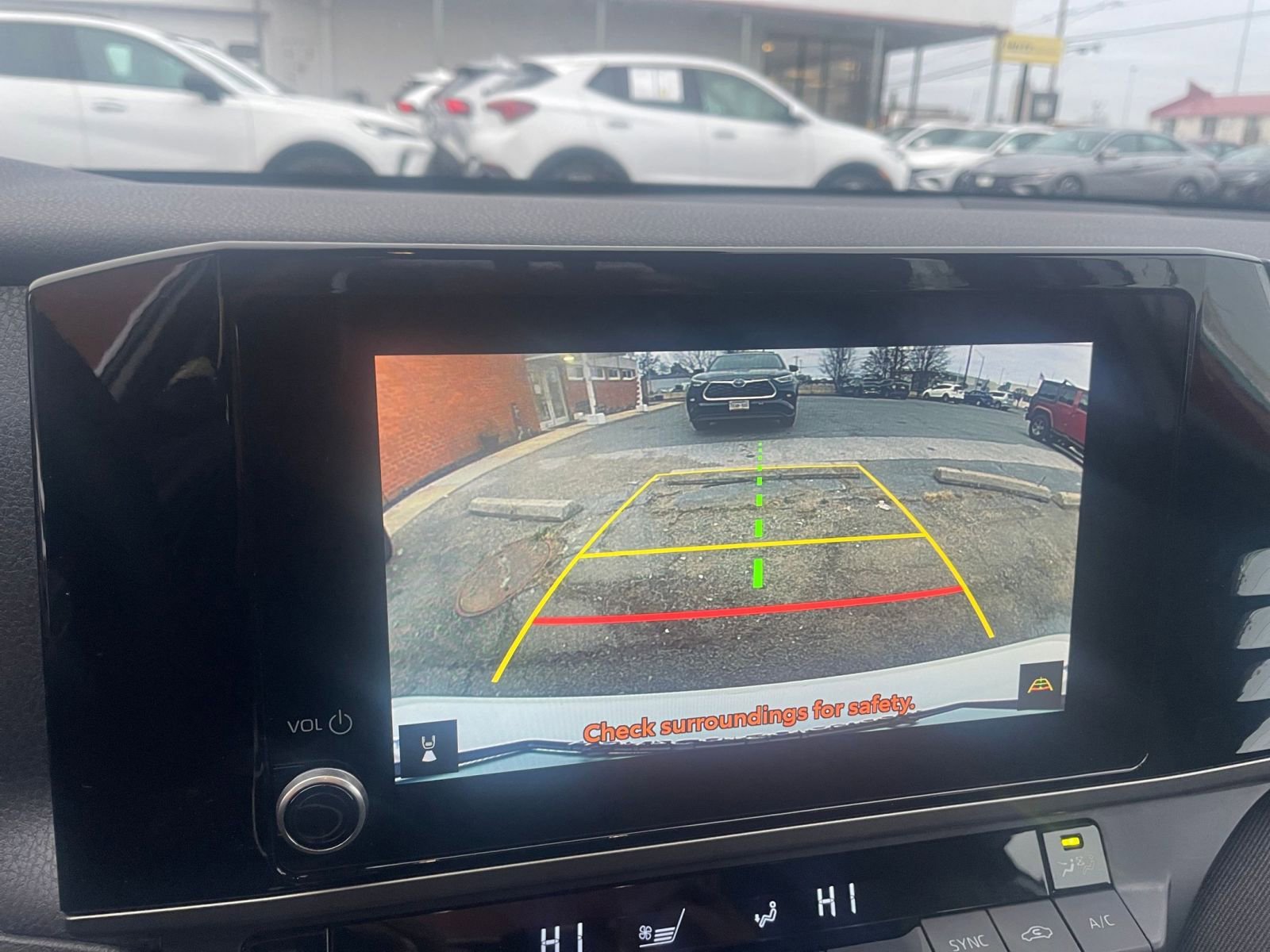 Thumbnail: 2025 Toyota Camry - 17