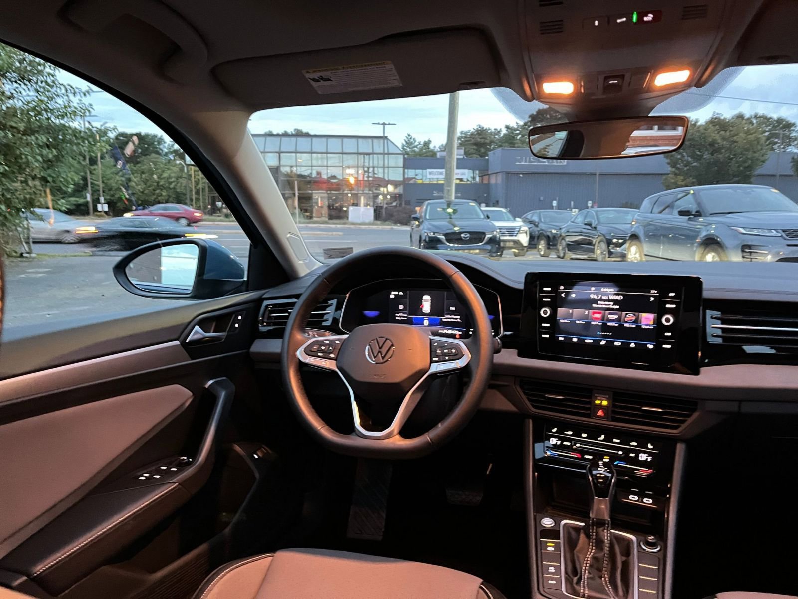 Thumbnail: 2025 Volkswagen Jetta - 33