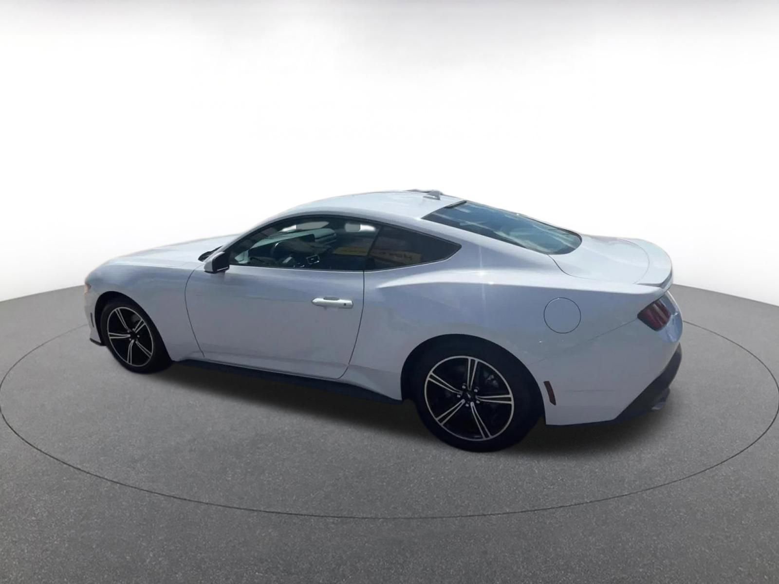 Thumbnail: 2024 Ford Mustang - 10
